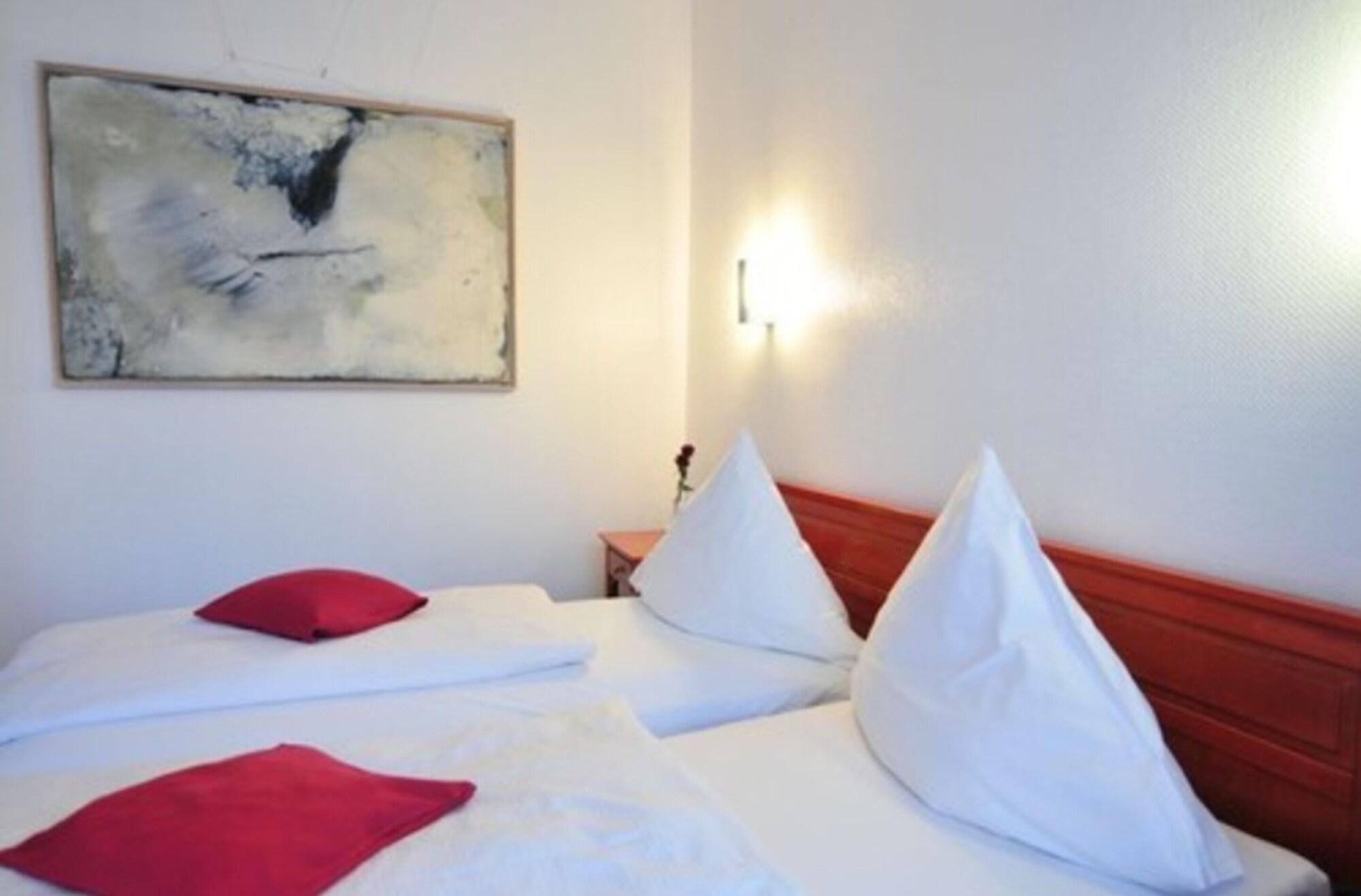 Cerano City Hotel Koeln Am Dom Esterno foto